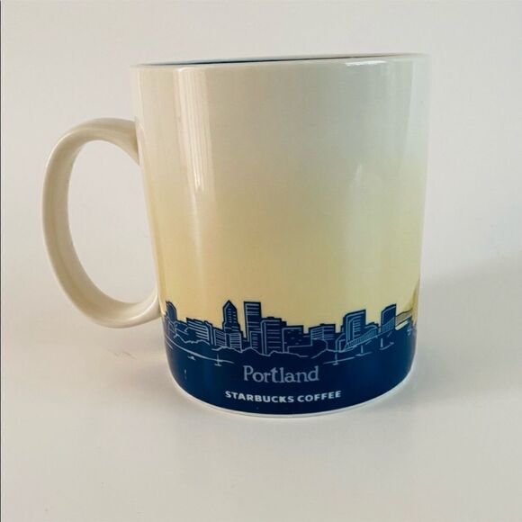 Starbucks 2009 Portland Mount Hood
Collector Series Mug Cup Mountains 16 oz - Picture 2 of 12